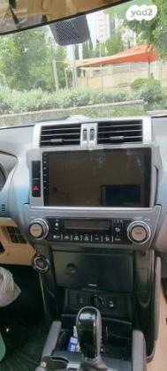 טויוטה לנד קרוזר ארוך 4X4 Select Led אוט' דיזל 7 מק' 3.0 (190 כ''ס) דיזל 2015 למכירה בהוד השרון