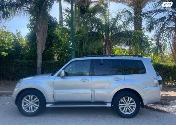 מיצובישי פג'רו ארוך 4X4 Dakar אוט' דיזל 7 מק' 3.2 (200 כ''ס) דיזל 2015 למכירה באשדות יעקב איחוד