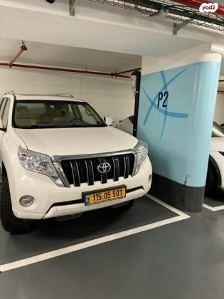 טויוטה לנד קרוזר ארוך 4X4 Luxury 5 אוט' דיזל 5 מק' 2.8 (177 כ"ס) דיזל 2017 למכירה בגן חיים