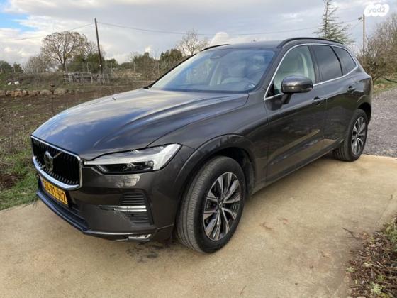 וולוו XC60 B5 Momentum אוט' 2.0 (250 כ''ס) בנזין 2022 למכירה בעין זיוון