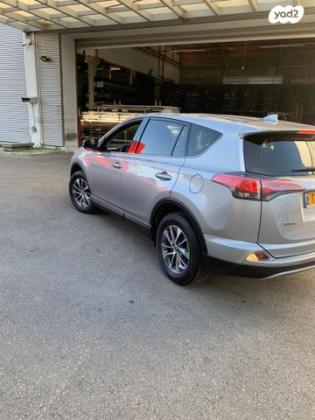 טויוטה RAV4 הייבריד Limited הייבריד אוט' 2.5 (155 כ"ס) בנזין 2017 למכירה בתל אביב יפו