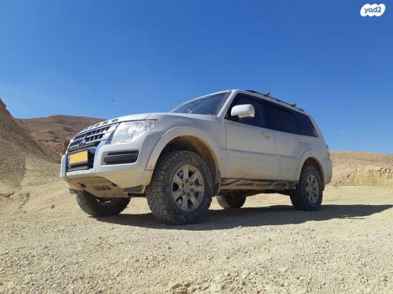 מיצובישי פג'רו ארוך 4X4 Desert אוט' דיזל 7 מק' 3.2 (200 כ"ס) דיזל 2015 למכירה בציפורי