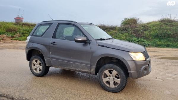 סוזוקי גרנד ויטרה 4X4 JLX-E אוט' 3 דל' 2.4 (166 כ''ס) בנזין 2012 למכירה בתל אביב יפו