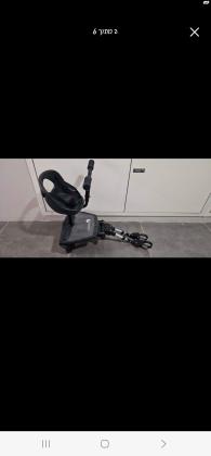 למכירה טרמפיסט לעגלות , מתחבר