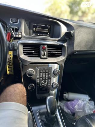 וולוו V40 T4 R-Design אוט' 1.6 (180 כ"ס) בנזין 2014 למכירה בבת חפר