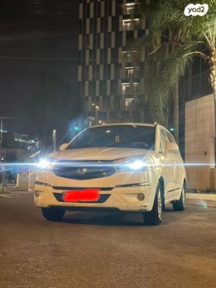 סאנגיונג רודיוס DLX אוט' דיזל 7 מק' 2.0 (155 כ''ס) דיזל 2013 למכירה בירושלים