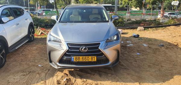 לקסוס NX 4X4 NX200T Premium אוט' 2.0 (238 כ"ס) בנזין 2016 למכירה בראשון לציון