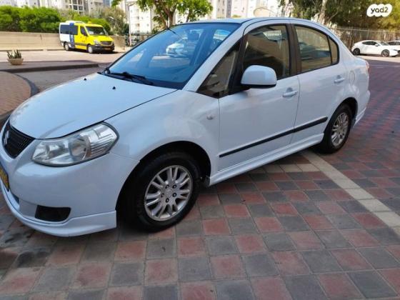 סוזוקי SX4 GLX סדאן אוט' 1.6 (119 כ"ס) בנזין 2010 למכירה בנתניה