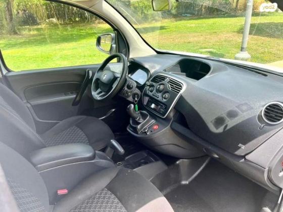 רנו קנגו החדשה Authentic ידני דיזל 1.5 (90 כ"ס) דיזל 2016 למכירה בתל אביב יפו