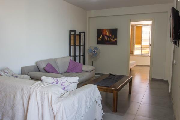 אוסישקין 2 (שכונה א)