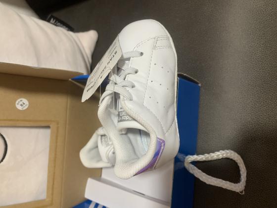 נעלי אדידס חדשות מהממותמידה 18בצבע