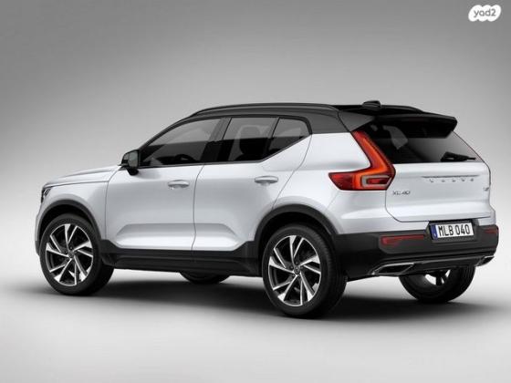 וולוו XC40 B3 Plus אוט' 2.0 (163 כ''ס) בנזין 2023 למכירה ב