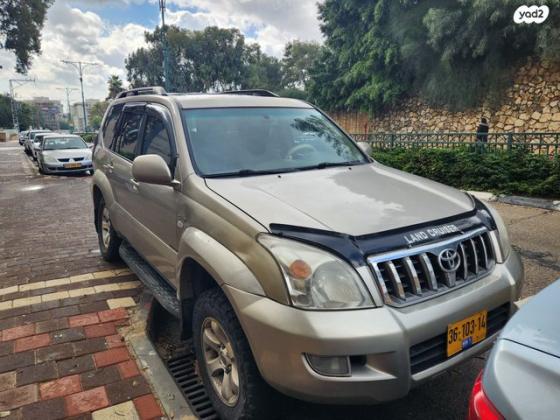 טויוטה לנד קרוזר ארוך 4X4 STD אוט' דיזל 8 מק' 3.0 (166 כ''ס) דיזל 2006 למכירה בלוד