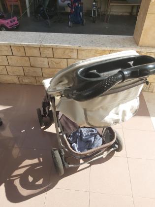 טיולון משומש מאוד נוח לקיפול