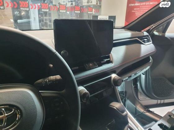 טויוטה RAV4 הייבריד 4X4 E-Motion פלאג-אין אוט' 2.5 (185 כ''ס) היברידי חשמל / בנזין 2022 למכירה באשדוד