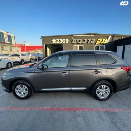 מיצובישי אאוטלנדר Instyle אוט' 7 מק' 2.0 (150 כ"ס) בנזין 2016 למכירה בראשון לציון