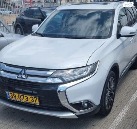 מיצובישי אאוטלנדר Premium אוט' 7 מק' 2.0 (150 כ''ס) בנזין 2016 למכירה בהוד השרון