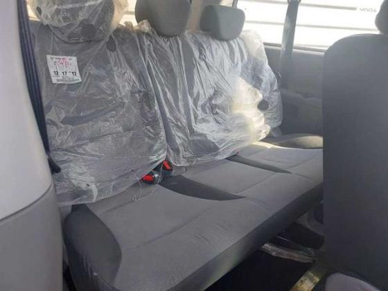 יונדאי i800 GL CRDI סגור אוט' דיזל 2.5 (170 כ''ס) דיזל 2017 למכירה באלונים