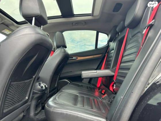 אלפא רומיאו סטלויו 4X4 First Edition SR אוט' 2.0 (280 כ''ס) בנזין 2018 למכירה בבית שמש