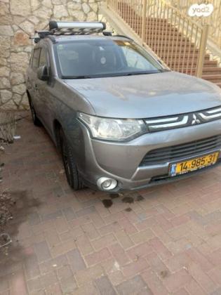 מיצובישי אאוטלנדר Instyle אוט' 7 מק' 2.0 (150 כ"ס) בנזין 2014 למכירה בעלי