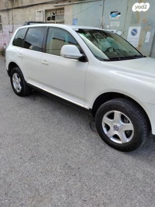 פולקסווגן טוארג 4X4 Luxury אוט' דיזל 3.0 (240 כ''ס) דיזל 2009 למכירה בפתח תקווה