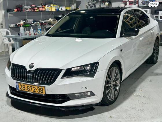 סקודה סופרב (עד 2019) 4X4 L&K אוט' 2.0 (280 כ"ס) בנזין 2016 למכירה בכפר קרע