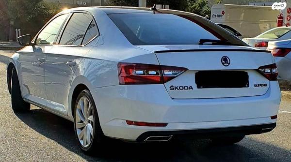 סקודה סופרב (עד 2019) Style אוט' 1.8 (180 כ''ס) בנזין 2018 למכירה בעפולה