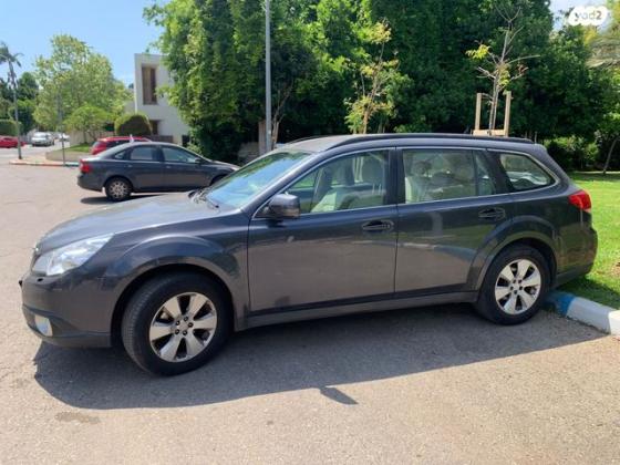 סובארו אאוטבק החדשה 4X4 X אוט' 2.5 (167 כ''ס) בנזין 2012 למכירה בתל אביב יפו