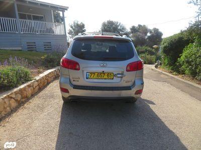 יונדאי סנטה פה 4X4 Executive אוט' דיזל 7 מק' 2.2 (150 כ''ס) דיזל 2007 למכירה בקרית יערים
