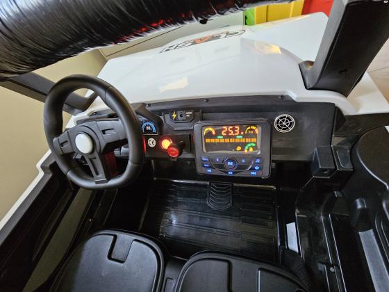 ג'יפ ממונע הכי גדול שקיים