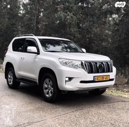 טויוטה לנד קרוזר קצר 4X4 Luxury SWB אוט' 3 דלתות דיזל 2.8 (204 כ''ס) דיזל 2022 למכירה בכפר מנדא