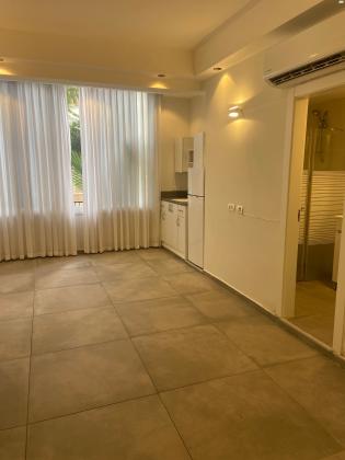 קריניצי 9 (מרכז העיר ב')