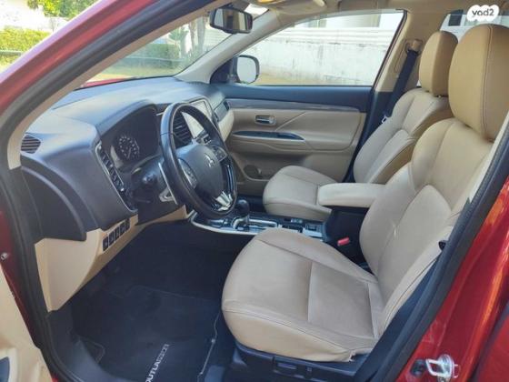 מיצובישי אאוטלנדר Premium אוט' 7 מק' 2.0 (150 כ''ס) בנזין 2018 למכירה בתל אביב יפו