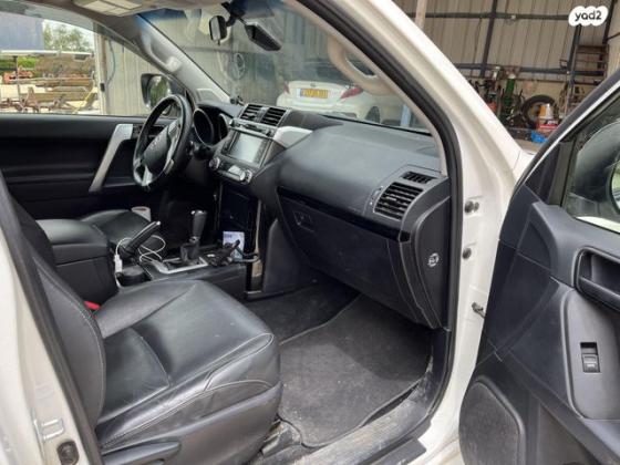 טויוטה לנד קרוזר קצר 4X4 Luxury אוט' דיזל 2.8 (177 כ"ס) דיזל 2017 למכירה בעולש