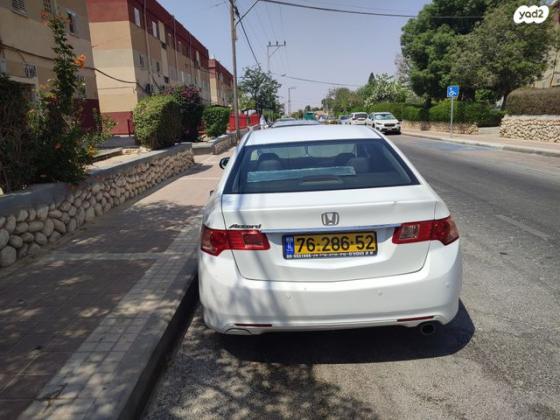 הונדה אקורד Luxury אוט' 2.0 (156 כ''ס) בנזין 2014 למכירה בדימונה