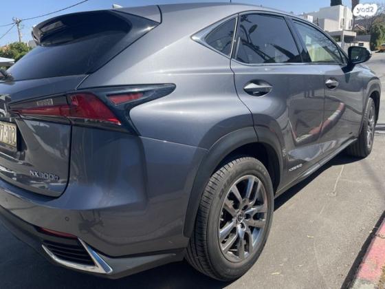 לקסוס NX 4X4 NX300H Premium הייבריד אוט' 2.5 (155 כ''ס) בנזין 2020 למכירה בפתח תקווה