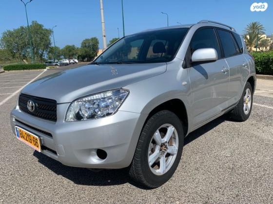 טויוטה RAV4 ארוך 4X4 GLI אוט' 2.0 (152 כ''ס) בנזין 2009 למכירה בנתניה