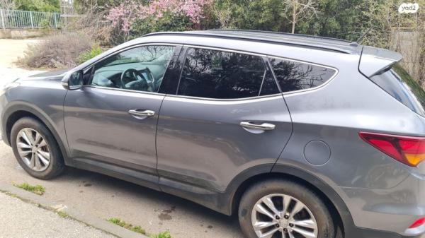 יונדאי סנטה פה 4X4 Premium אוט' בנזין 7 מק' 2.4 (192 כ"ס) בנזין 2017 למכירה בכרמיאל