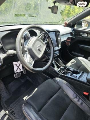 וולוו XC40 T3 R Design אוט' 1.5 (163 כ''ס) בנזין 2020 למכירה בברקן