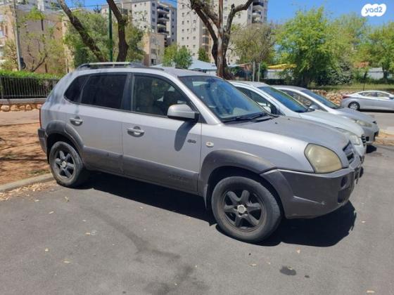 יונדאי טוסון 4X4 GLS אוט' בנזין 2.7 (175 כ''ס) בנזין 2006 למכירה בנתניה