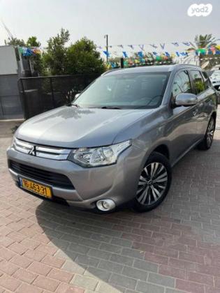 מיצובישי אאוטלנדר Instyle אוט' 7 מק' 2.0 (150 כ"ס) בנזין 2014 למכירה בלוד