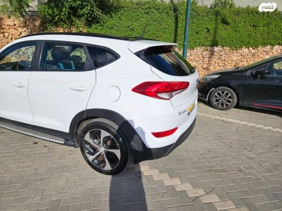 יונדאי טוסון Luxury אוט' בנזין 2.0 (155 כ"ס) בנזין 2018 למכירה בקרית אונו