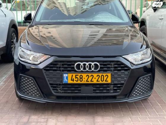אאודי A1 Sportback Comfort אוט' 1.5 (150 כ''ס) בנזין 2021 למכירה בפתח תקווה