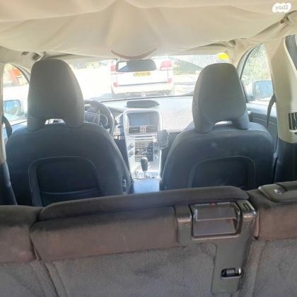 וולוו XC60 4X4 D5 סטיישן אוט' דיזל 2.4 (205 כ''ס) דיזל 2010 למכירה במכמורת