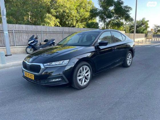 סקודה אוקטביה Ambition אוט' 1.0 (110 כ"ס) בנזין 2021 למכירה בתל אביב יפו