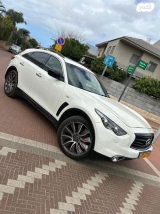 אינפיניטי QX70 / FX37 4X4 S Premium אוט' 5.0 (390 כ''ס) בנזין 2015 למכירה בכפר יונה