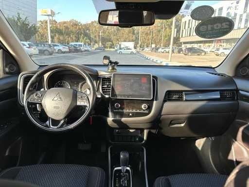 מיצובישי אאוטלנדר Intense אוט' 7 מק' 2.0 (150 כ"ס) בנזין 2019 למכירה בנתניה