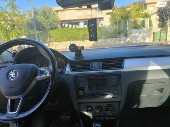 סקודה ראפיד Ambition אוט' 1.4 (125 כ"ס) בנזין 2016 למכירה בעלי זהב