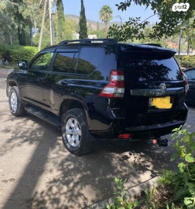 טויוטה לנד קרוזר ארוך 4X4 Select AC אוט' דיזל 7 מק' 3.0 (190 כ''ס) דיזל 2014 למכירה בטובא זנגריה