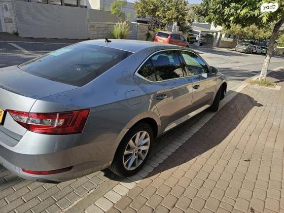 סקודה סופרב (2019 ואילך) Ambition FL אוט' סדאן 1.5 (150 כ''ס) בנזין 2021 למכירה בנווה אילן